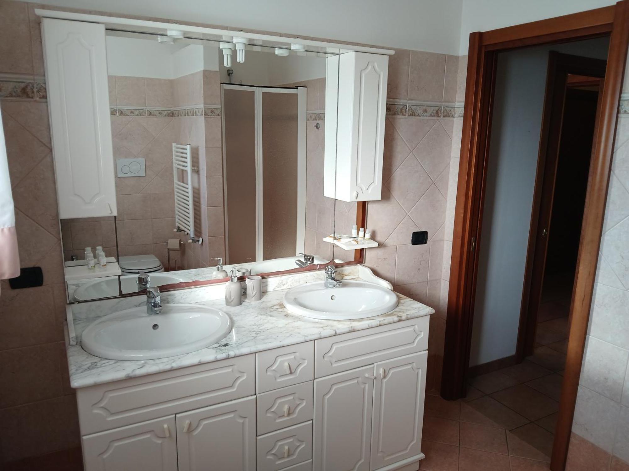ラティーナ La Casa Di Aleヴィラ エクステリア 写真